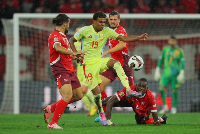 Tây Ban Nha bùng nổ, thắng đẹp chủ nhà Thuỵ Sĩ ở Nations League- Ảnh 5.