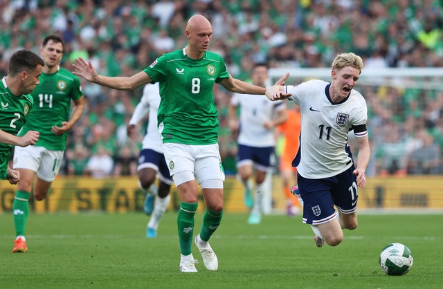 Rice và Grealish bùng nổ trước Ireland, tuyển Anh mơ vé thăng hạng Nations League- Ảnh 2.