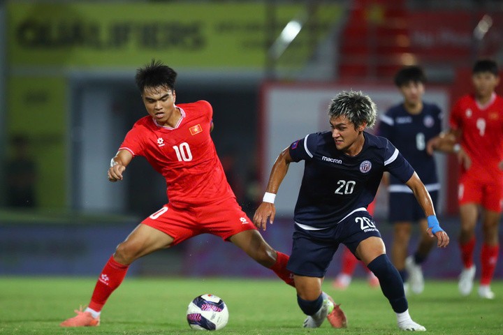 Công Phương chơi hay trước U20 Bhutan và U20 Guam.