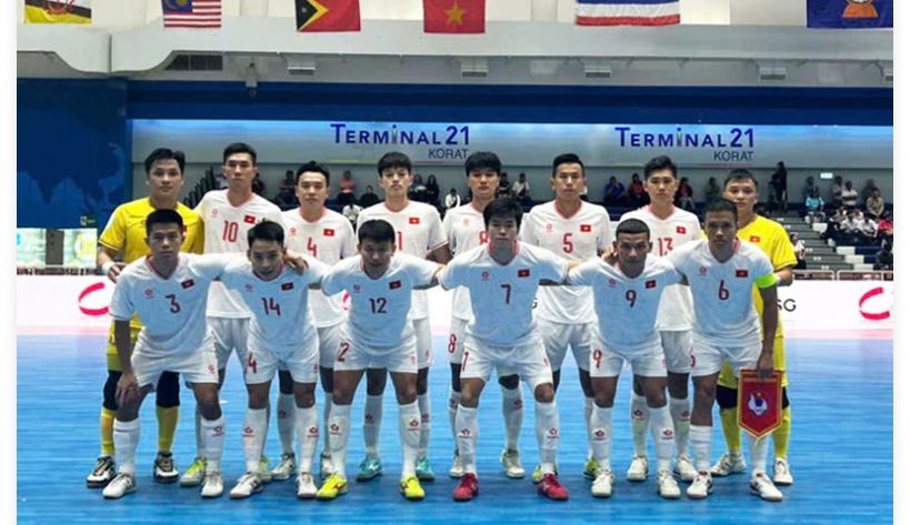 Các tuyển thủ futsal Việt Nam tham dự giải đấu